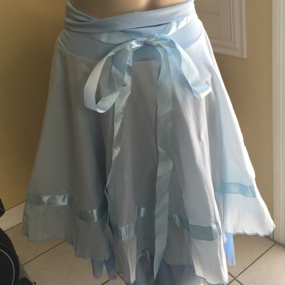 Light blue day skirt - Picture 2 of 3