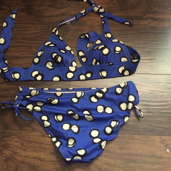 Victoria's Secret swimsuit - Picture 3 of 4