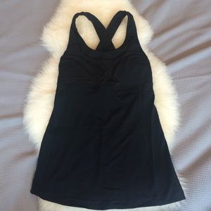 Lululemon exercise top