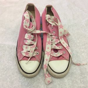 Cutie Pink Converse!!