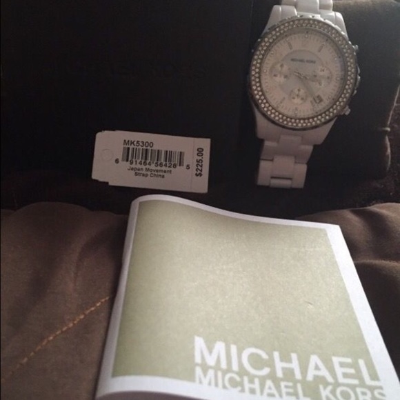 Sold ⌚️Michael Kors Watch📌📦‼️ - Picture 1 of 4