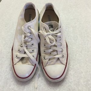White Converse Low-top size 7!