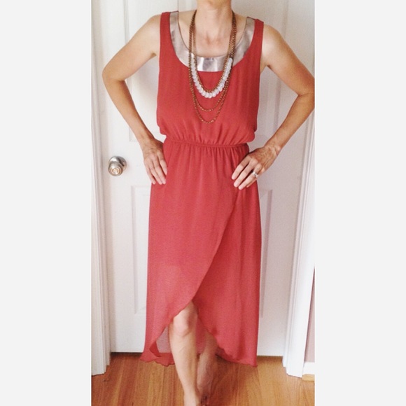 L'ATISTE long chiffon dress with slit