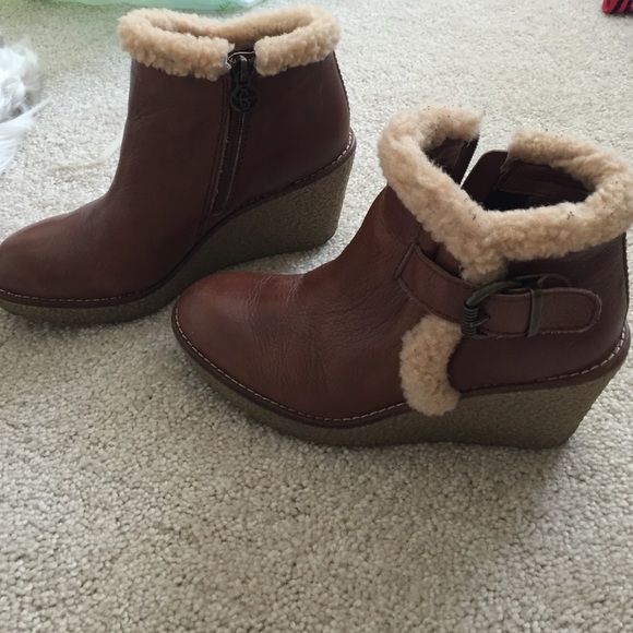 Sam Edelman fur-trimmed wedge booties
