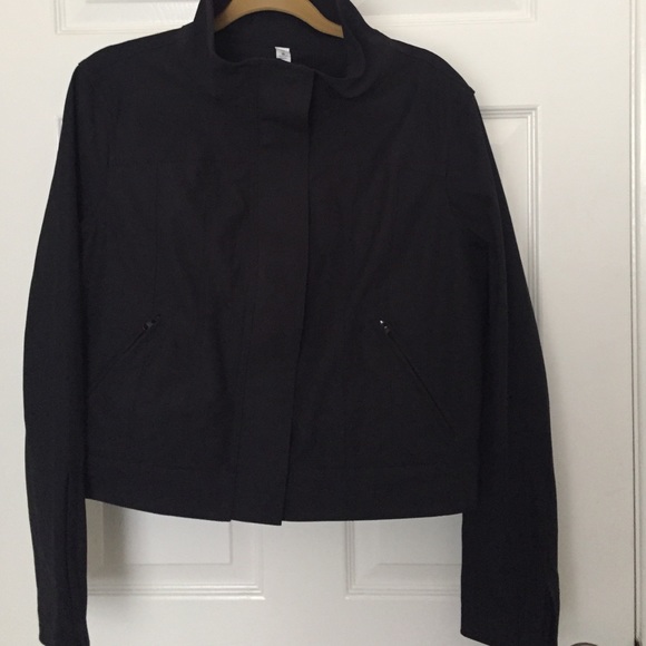 Lululemon black jacket