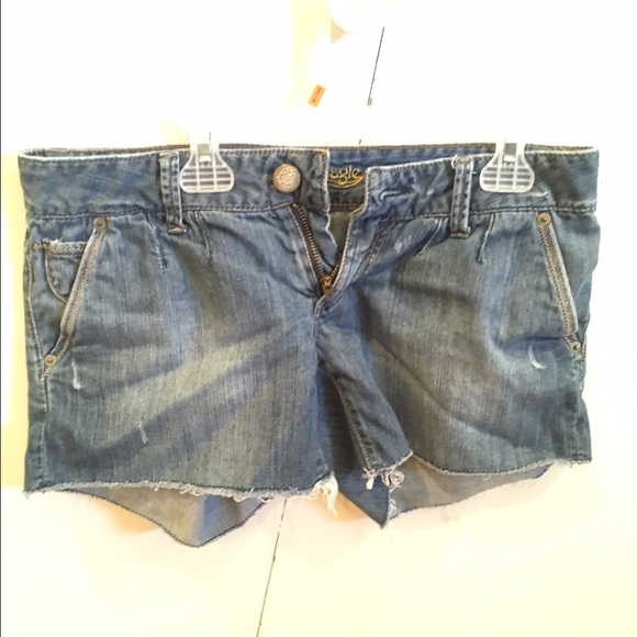 Cut off shorts