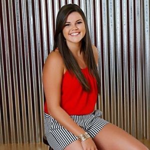 Meet your Posher, Taryn