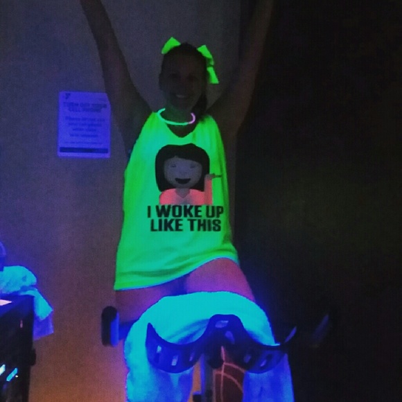 Meet your Posher, Emily - Picture 3 of 4