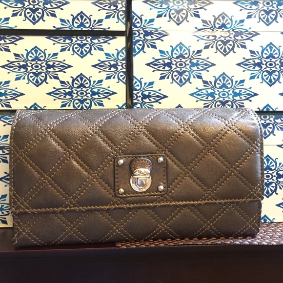 Marc Jacobs wallet/clutch
