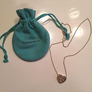 Authentic Tiffanys Necklace. 🎉FINAL REDUCTION!!!