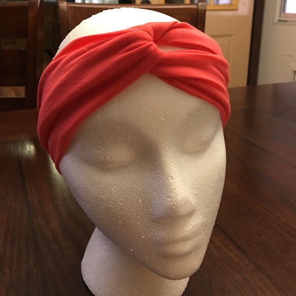 Three Bird Nest Accessories - NWT Three Bird Nest Twist Turband in Melon