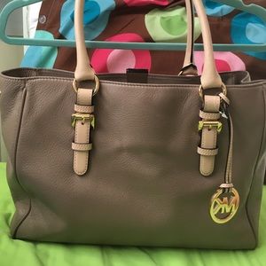 Michael Kors Tote