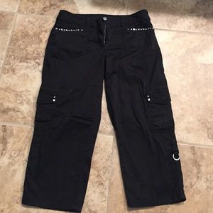 White house black market black capris