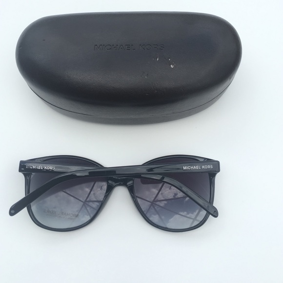 Michael Kors Sunglasses NWOT - Picture 3 of 4