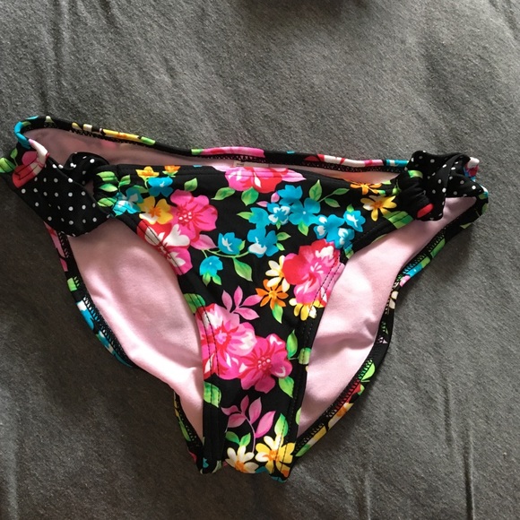 Floral bikini bottoms