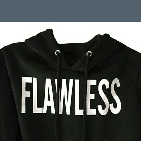 Long sleeve NEW crop top - Picture 2 of 2