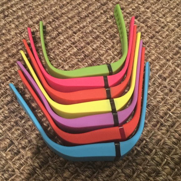 7 Fitbit flex cases