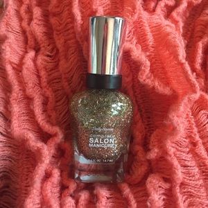 Sally Hansen "Golden Rule" Nail Lacquer