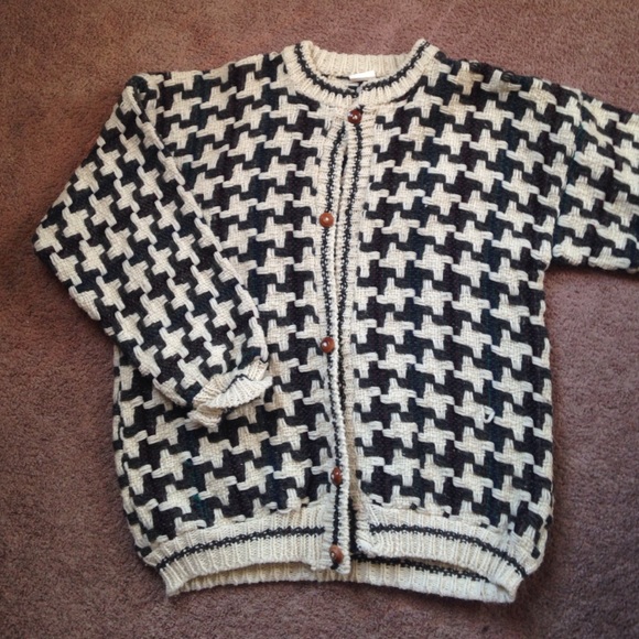 Super warm heavy wool cardigan XL
