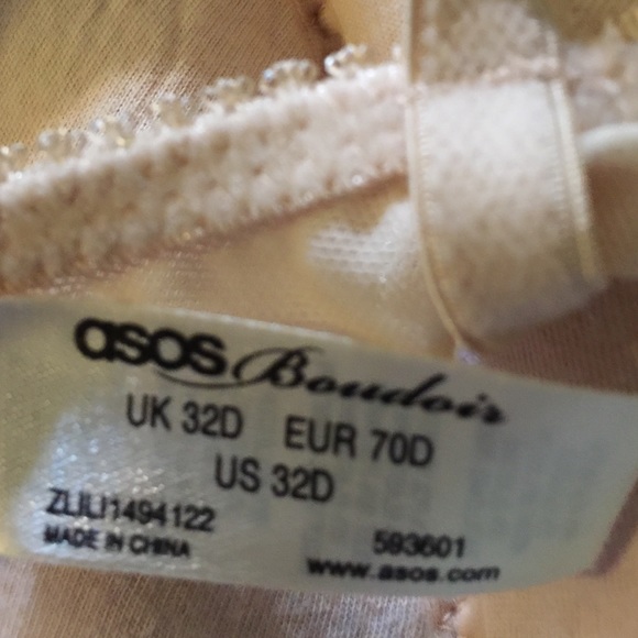 ASOS Boudois Bra - Picture 3 of 3
