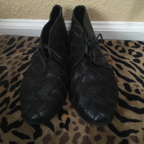 [Vintage Inspired] Woven toe Booties!