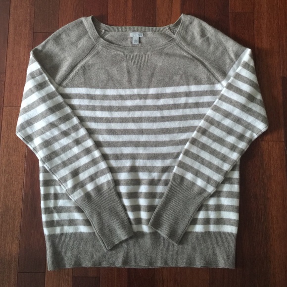 Halogen Cashmere Lightweight Sweater