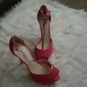 Steve Madden fusia heels