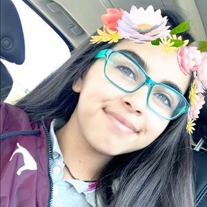 Meet your Posher, Alyssa