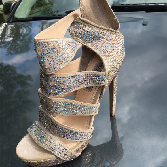 Womens shoes