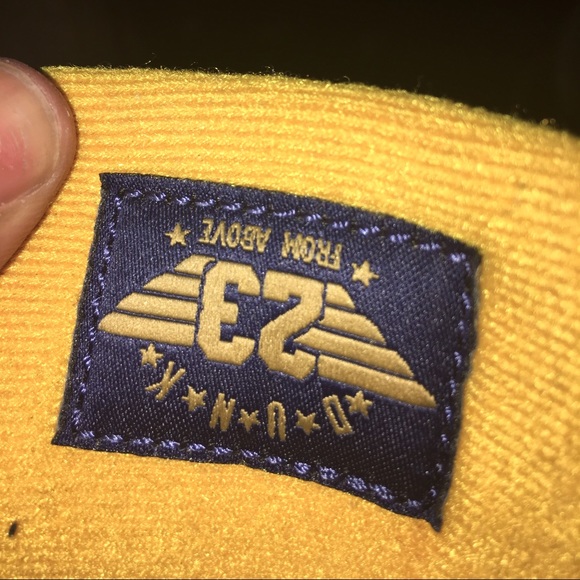 Air Jordan 12s & Air Jordan 4s - Picture 3 of 4