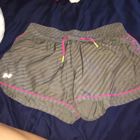 Under armour semi fitted running shorts