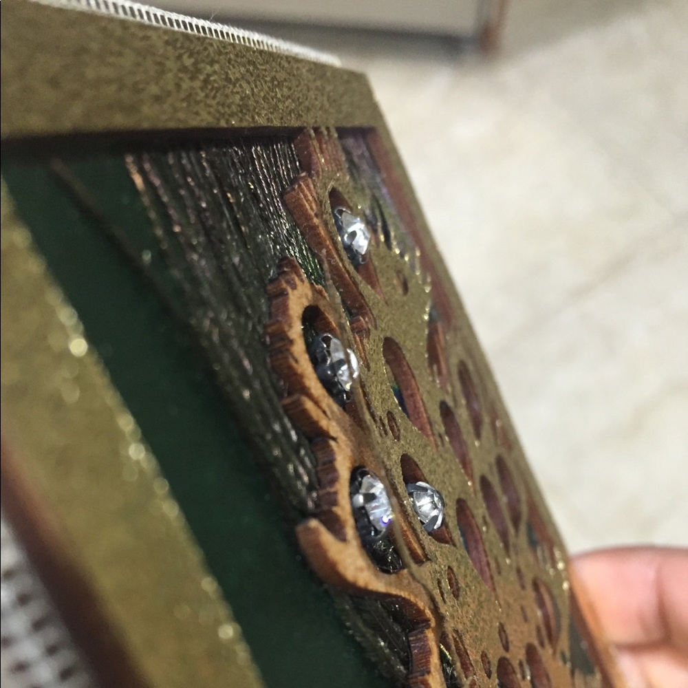 SALE ๐ Peacock Money Holder Clutch - Picture 6 of 7