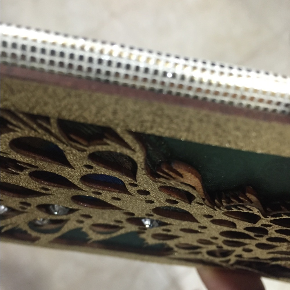 SALE ๐ Peacock Money Holder Clutch - Picture 7 of 7
