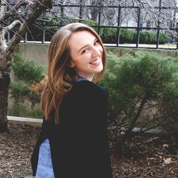 Meet your Posher, Lauren