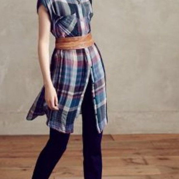 Anthropologie holding horses plaid tunic.