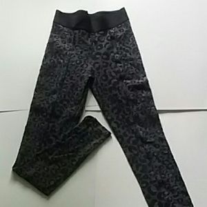 h&m leopard pants