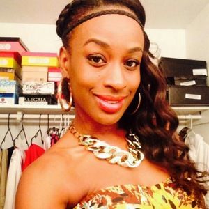 Meet your Posher, Monica