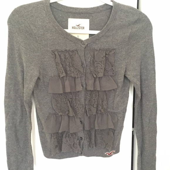 Hollister button up sweater EUC