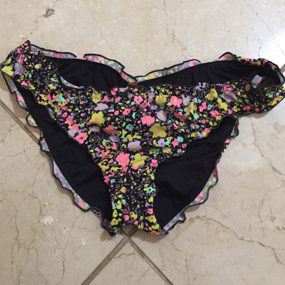 Floral print cheeky bikini bottom