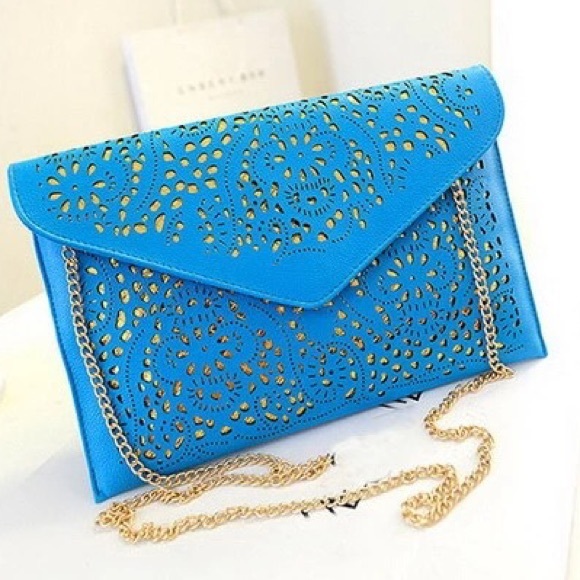 Handbags - 💟Bright Blue Cut Out Design Handbag💟