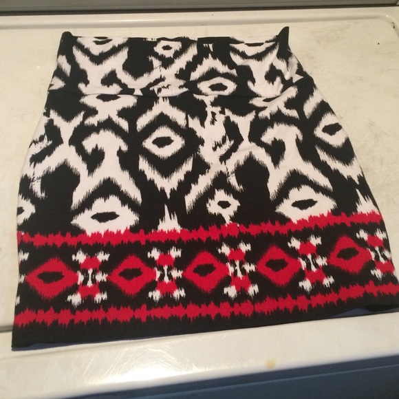 Wet seal bodycon skirt