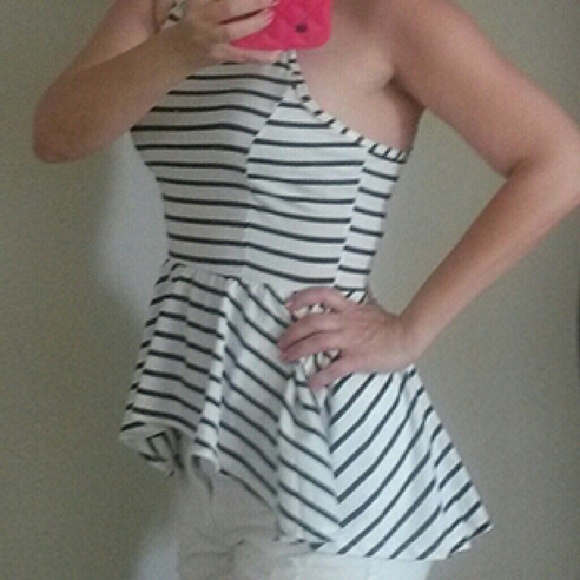 Nautical Peplum High-Low Top - Picture 2 of 4