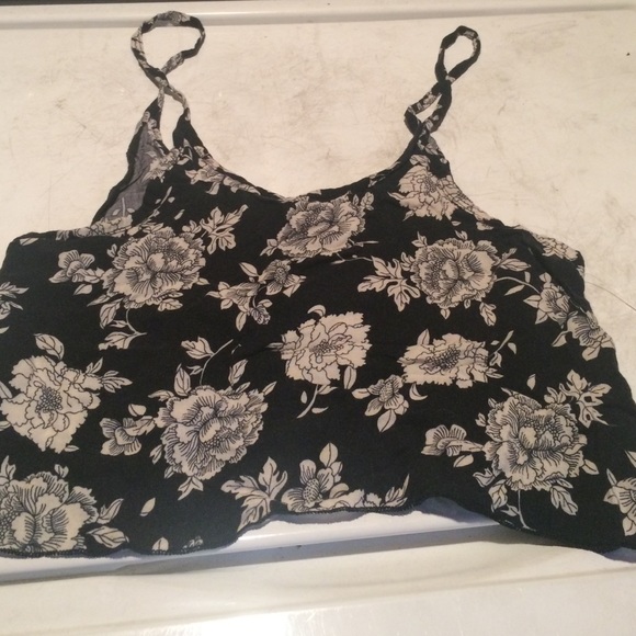 Brandy Melville cropped tank top
