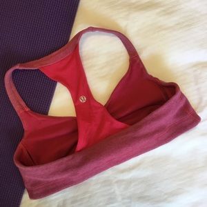 Lululemon sport bra