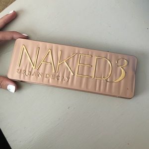 Urban decay Naked 3