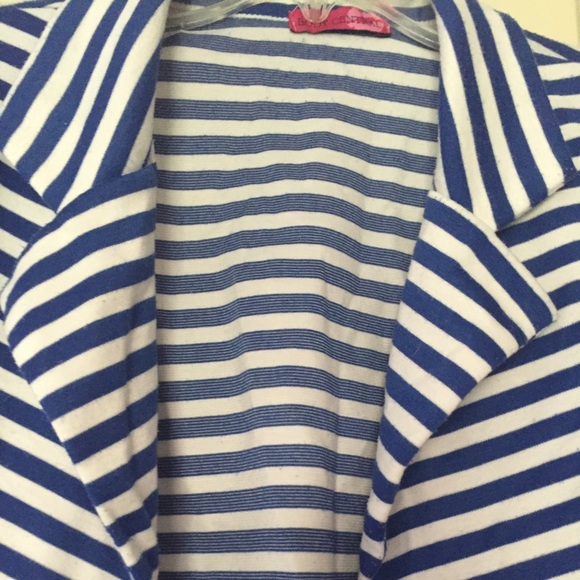 Striped Short Blazer - Picture 4 of 4