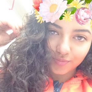 Meet your Posher, Ania