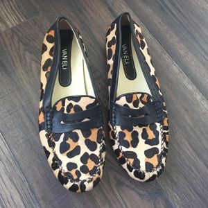 Vaneli cheetah slip ons