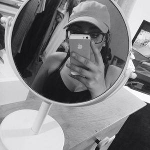 Meet your Posher, Kenzie