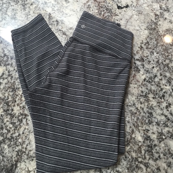 Lululemon pant high rise size 8